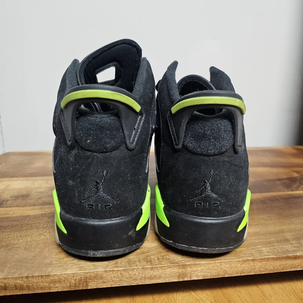 Air Jordan 6 Retro Electric Green‎ Size 5.5 Kids School Basketball Boys Gym